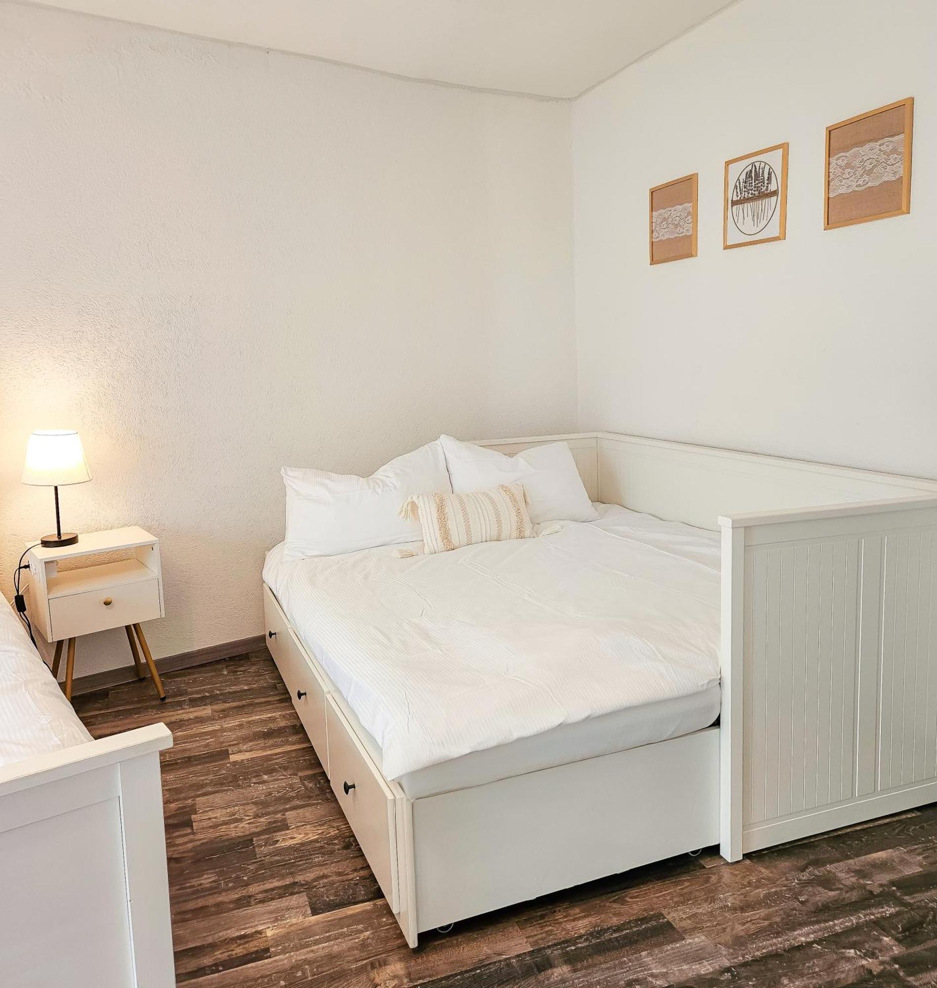 Apartment Suedwind - Beautiful Premium Apartment With 2 Bedrooms Near Rhine Falls & Zurich Airport In Klettgau Weisweil  Eksteriør bilde